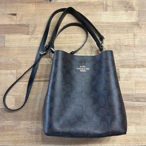 Coach Bucket Bag